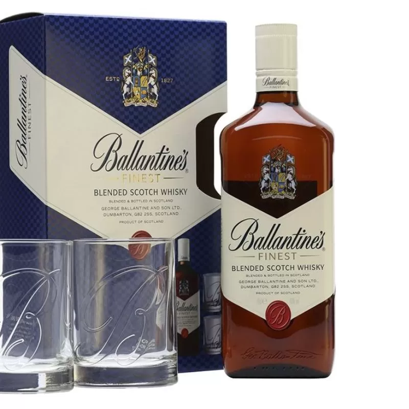 Виски Ballantine's Finest 0.7л 2 стакана