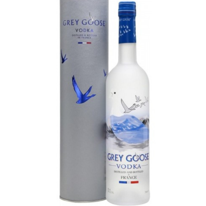 Водка Grey Goose 0.7л